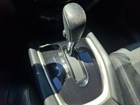 Used 2016 Nissan Rogue SL w/ SL Premium Package AWD/4WD image 14