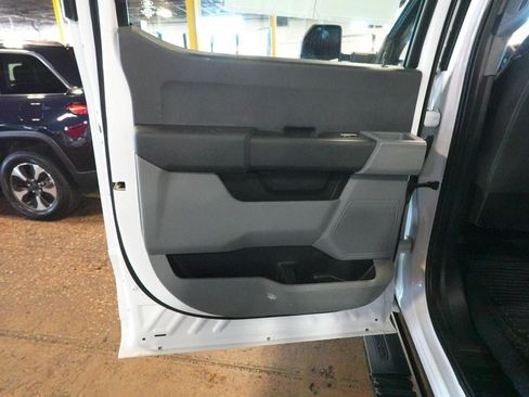 Used 2023 Ford F250 XL AWD/4WD image 29