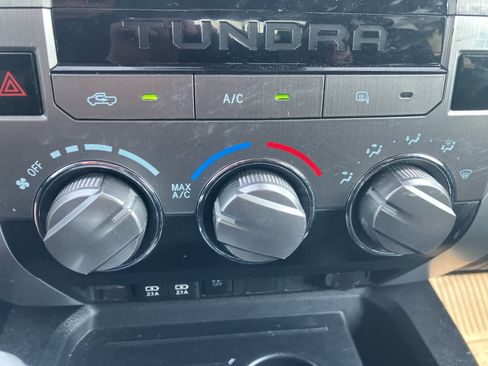 Used 2021 Toyota Tundra SR5 w/ SR5 Upgrade Package RWD image 26