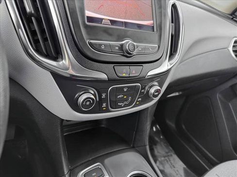 Used 2024 Chevrolet Equinox LS image 15