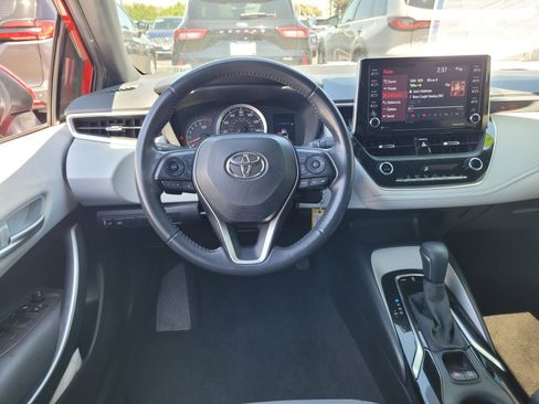 Used 2021 Toyota Corolla SE FWD image 18