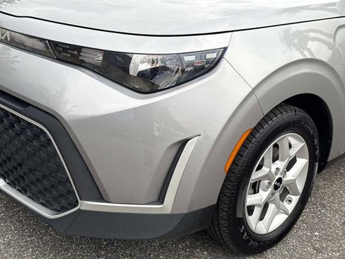 Used 2023 Kia Soul LX w/ Option Group 015 FWD image 10