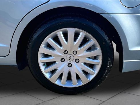 Used 2011 Ford Fusion Hybrid w/ 502A Rapid Spec Order Code FWD image 10