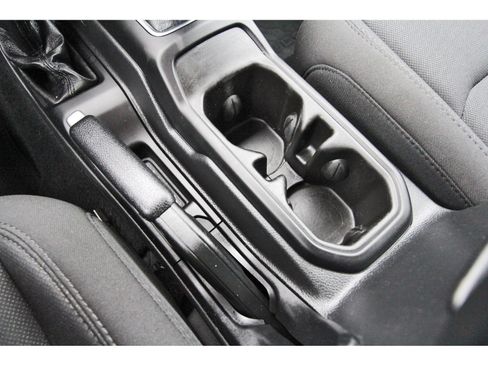 Used 2023 Jeep Gladiator Sport AWD/4WD image 30