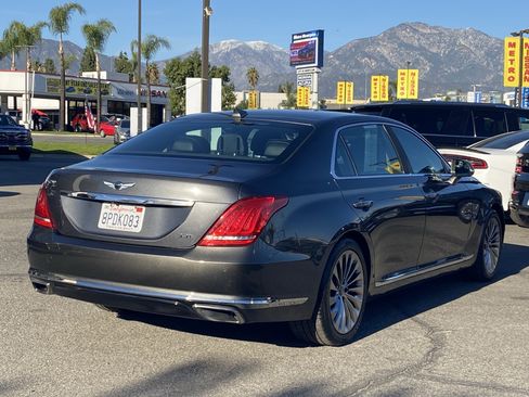 Used 2017 Genesis G90 3.3T Premium image 3