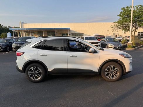 Used 2020 Ford Escape SEL AWD/4WD image 3