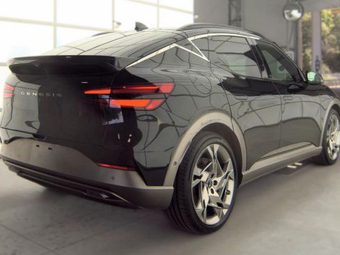 Used 2023 Genesis GV60 Performance AWD/4WD image 3