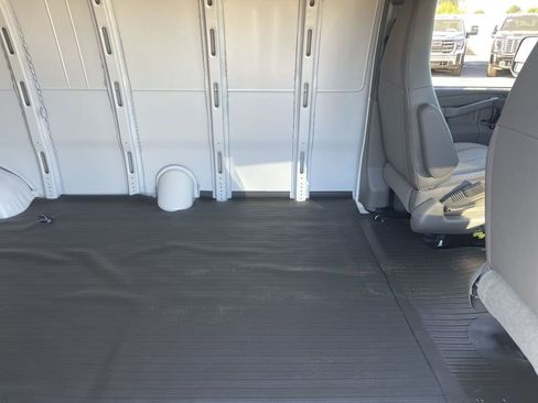 New 2025 GMC Savana 2500 Extended w/ Driver Convenience Package image 26