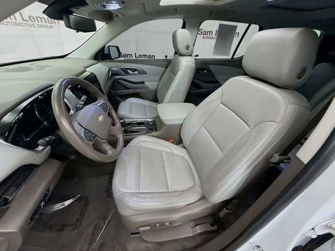 Used 2020 Chevrolet Traverse Premier image 24