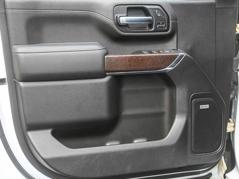 Used 2022 GMC Sierra 2500 Denali w/ Denali Ultimate Package image 18