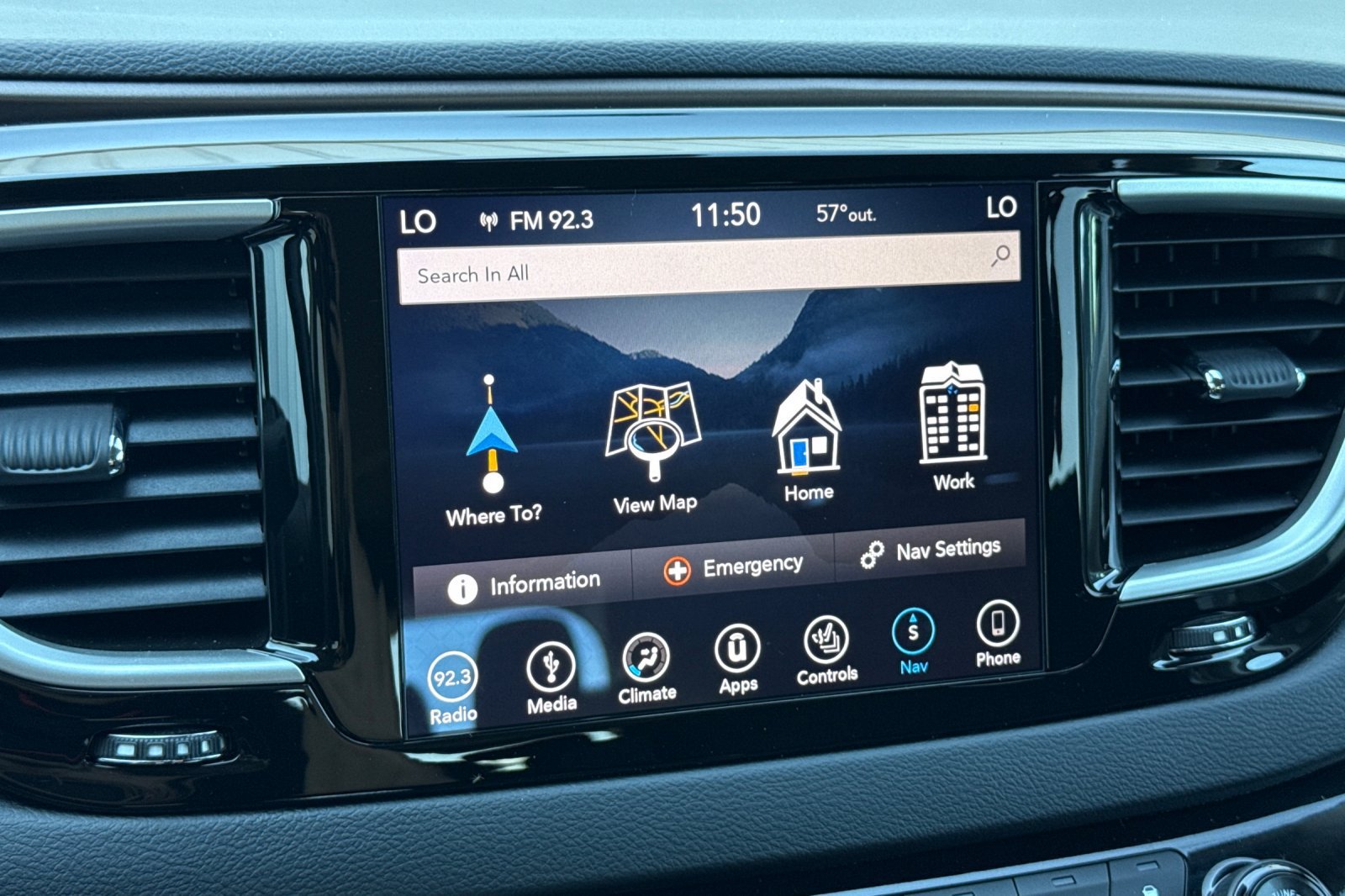 Used 2019 Chrysler Pacifica Touring Plus w/ Advanced Safetytec Group FWD image 44