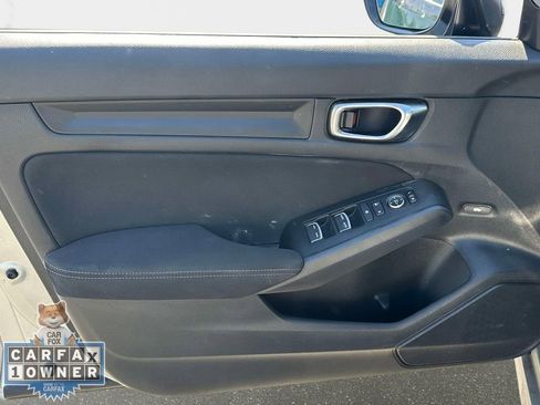 Used 2025 Honda Civic Sport image 18