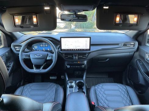 Used 2024 Ford Escape ST-Line Elite w/ Premium Technology Package image 26