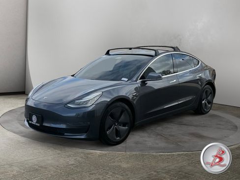 Used 2020 Tesla Model 3 Long Range image 3