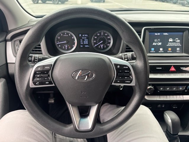 Used 2019 Hyundai Sonata SE FWD image 12