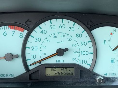 Used 2004 Toyota Corolla CE image 20