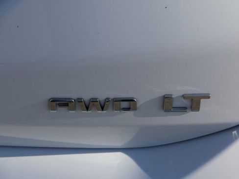 Used 2023 Chevrolet Equinox LT image 9