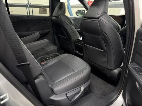 New 2026 Lexus TX 500h AWD w/ Technology Package image 11