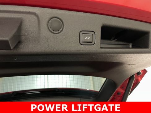 Certified 2023 Chevrolet Equinox LT FWD image 44