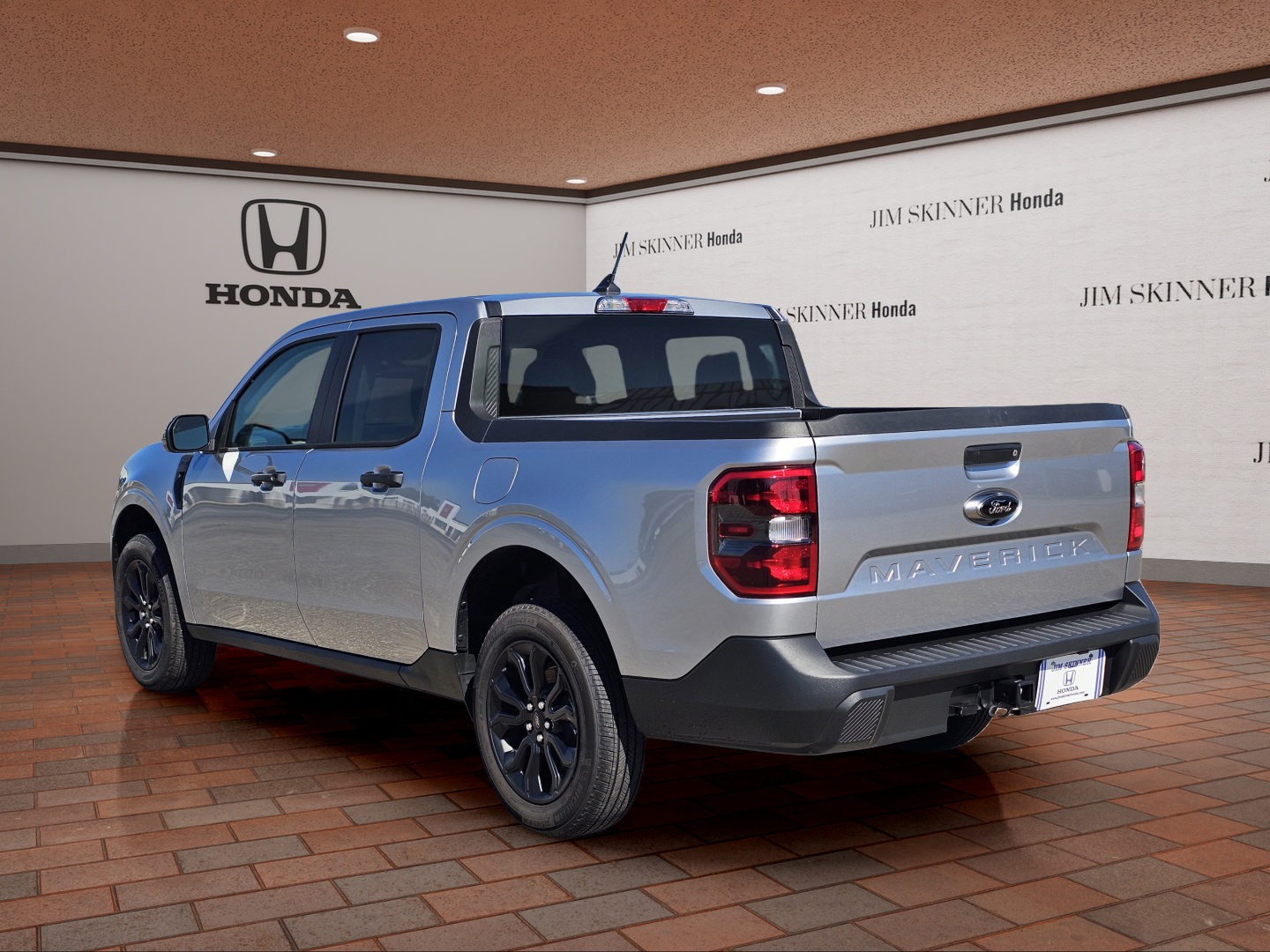 Used 2024 Ford Maverick XLT w/ XLT Luxury Package FWD image 13