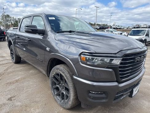 New 2026 RAM 1500 Laramie AWD/4WD image 7