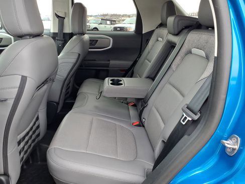 Used 2025 Ford Bronco Sport Badlands image 11