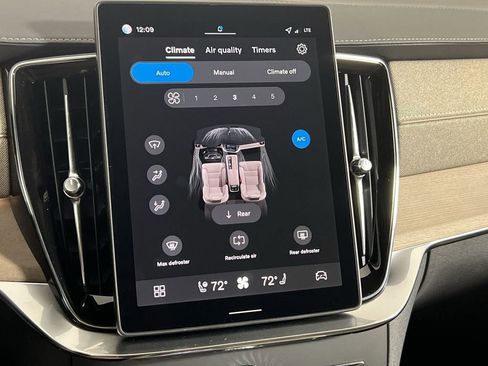 New 2026 Volvo XC90 B6 Ultra w/ Lounge Package image 15