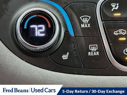 Used 2024 Chevrolet Malibu LT FWD image 25