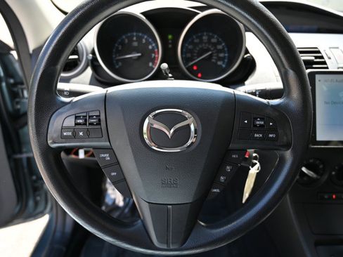 Used 2013 MAZDA MAZDA3 i Sport FWD image 16