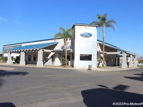 Used 2021 RAM 1500 Big Horn RWD image 2