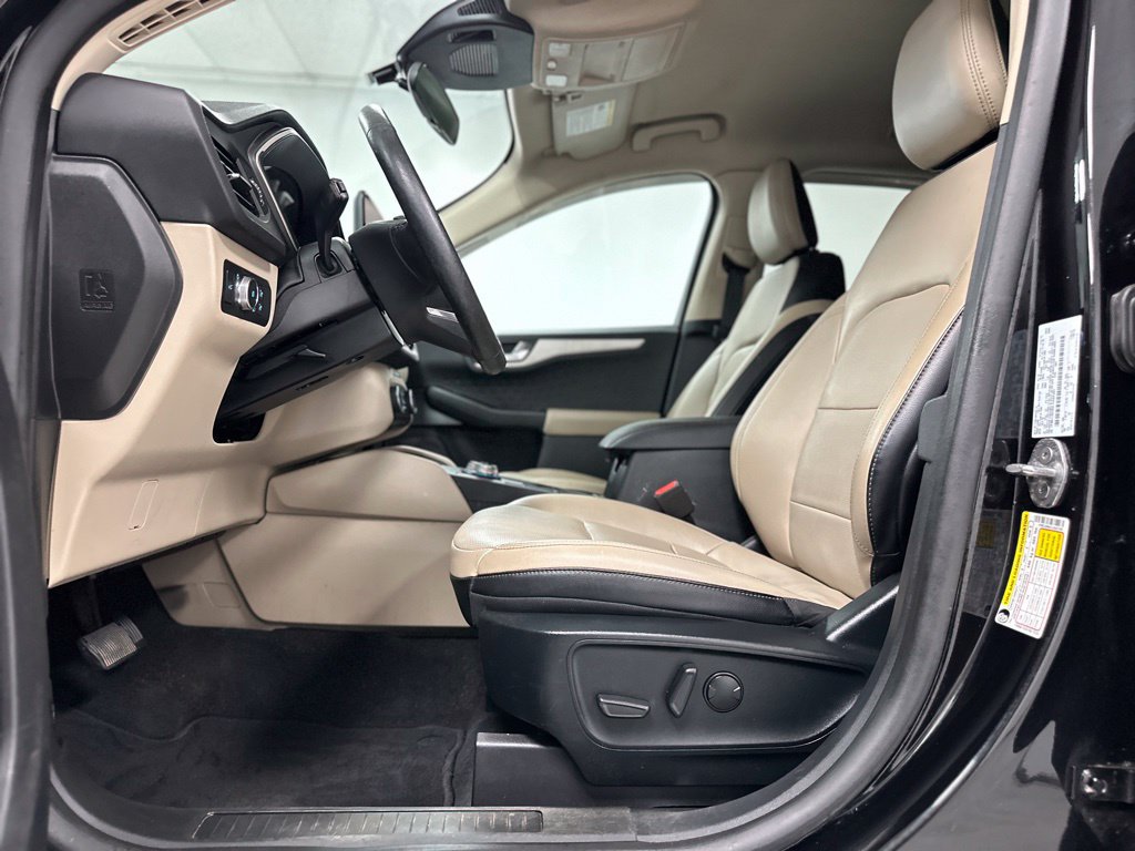 Used 2020 Ford Escape SEL FWD image 17