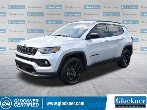 Used 2026 Jeep Compass Latitude AWD/4WD image 1