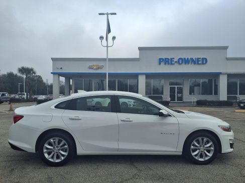 Used 2024 Chevrolet Malibu LT image 21