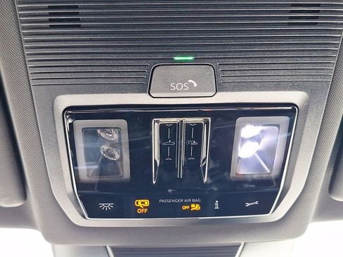 Used 2026 Volkswagen Tiguan SEL R-Line image 22