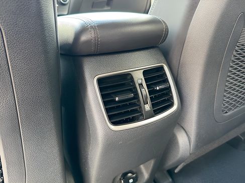 Used 2019 Hyundai Tucson Sport FWD image 23
