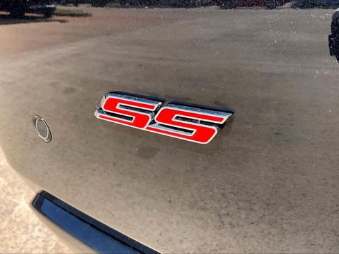 Used 2018 Chevrolet Camaro SS RWD image 11
