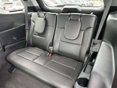 Used 2023 Ford Explorer XLT w/ Equipment Group 202A AWD/4WD image 11