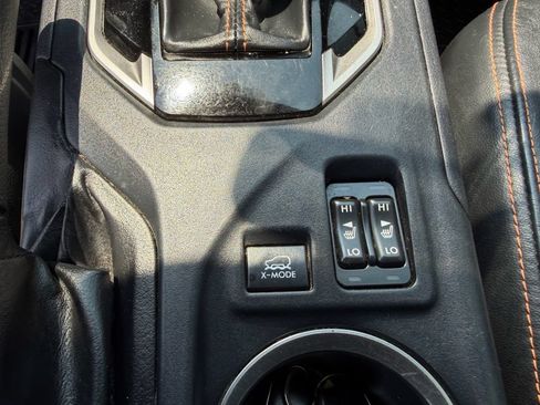 Used 2019 Subaru Crosstrek 2.0i Limited w/ Moonroof Package w/Navigation AWD/4WD image 17