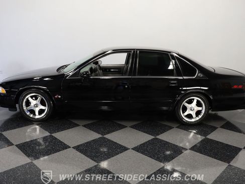 Used 1994 Chevrolet Impala SS image 2