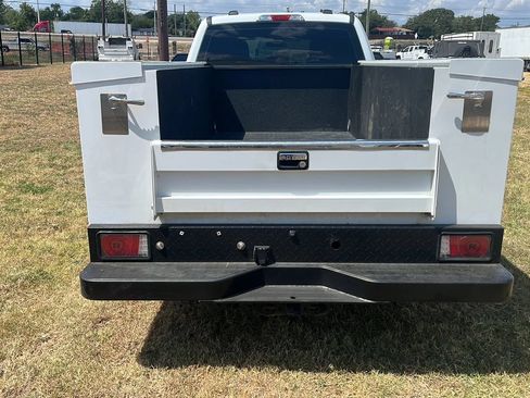 Used 2023 Ford F250 XL w/ XL Chrome Package RWD image 3