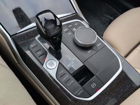 Used 2021 BMW 330i xDrive Sedan w/ Premium Package image 30