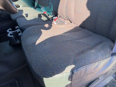 Used 2002 Chevrolet Silverado 1500 2WD Regular Cab image 19