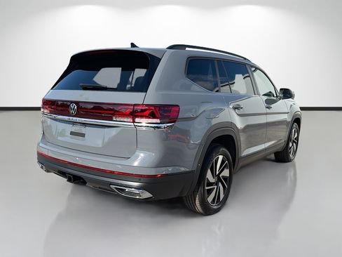 New 2026 Volkswagen Atlas SE FWD image 3