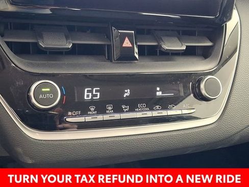 Used 2023 Toyota Corolla LE image 17