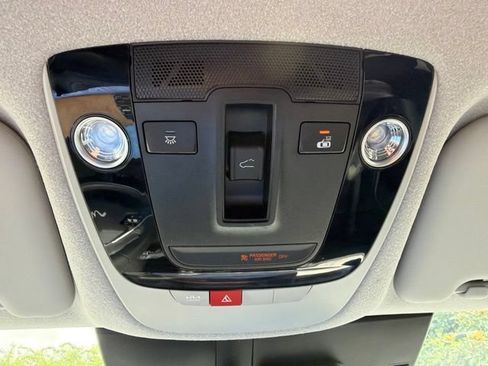 Used 2023 Kia Niro Wave w/ Wave Preserve Package FWD image 24