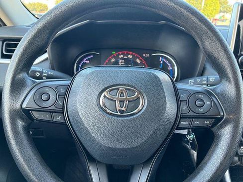 Certified 2025 Toyota RAV4 LE AWD/4WD image 24