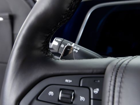 Used 2023 Cadillac Escalade V image 13