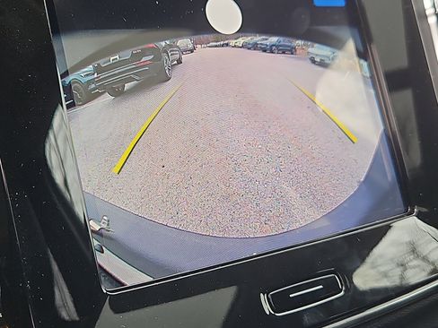 New 2026 Volvo XC40 B5 Core w/ Protection Package Premier image 7