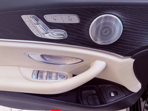 Used 2020 Mercedes-Benz E 350 Sedan image 19