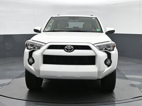 Used 2019 Toyota 4Runner SR5 image 2